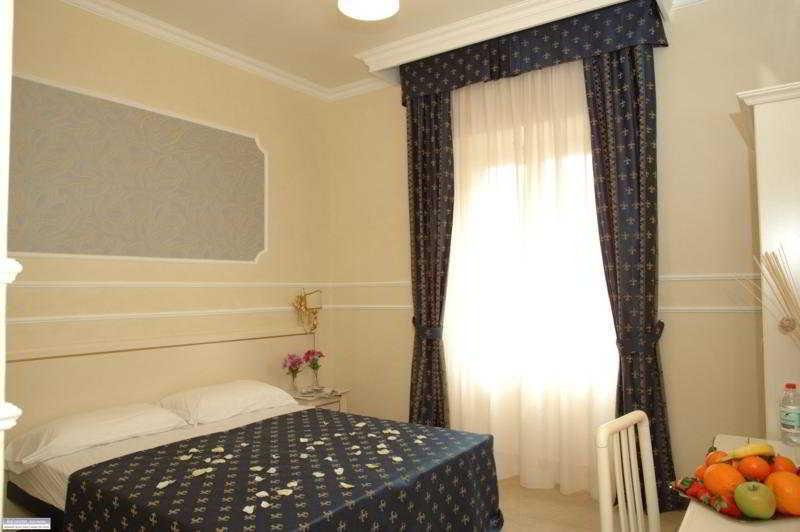 Cesar Palace Guesthouse Рим Экстерьер фото
