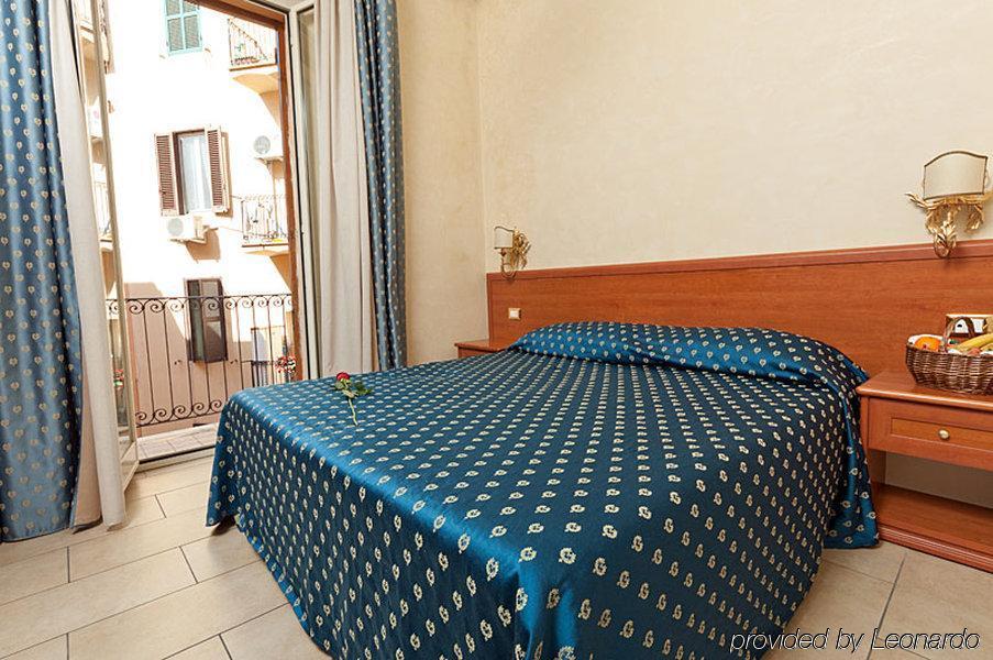 Cesar Palace Guesthouse Рим Номер фото